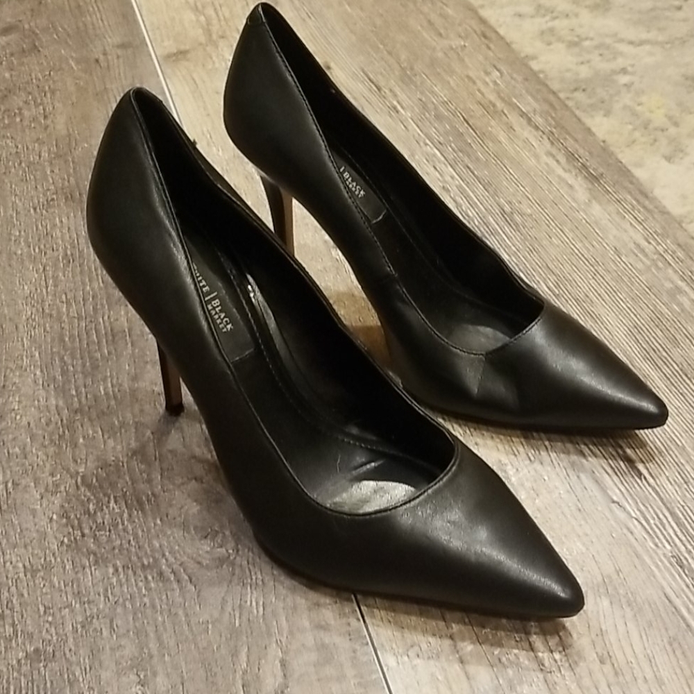 White House Black Market Olivia Black Heels